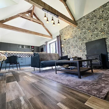 Les Petits Monts Feriehus *